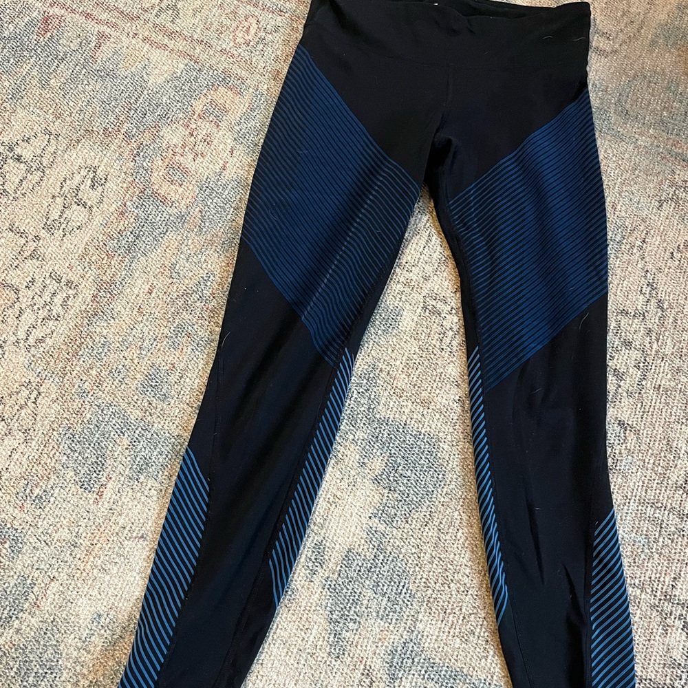 GAP Black and Blue Leggings